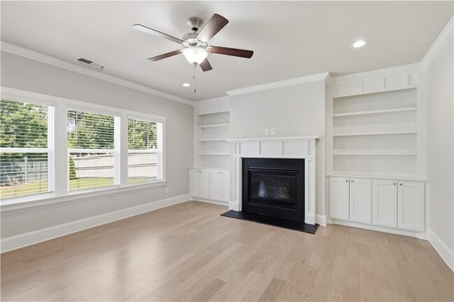Building Photo - 781 Belerose Ln
