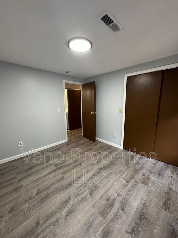 Building Photo - 17 Sand Spurrey Rd