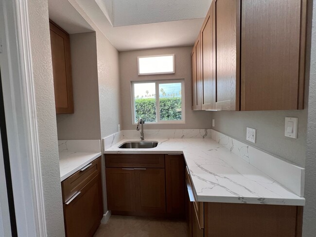 Building Photo - 14335 Norwalk Blvd