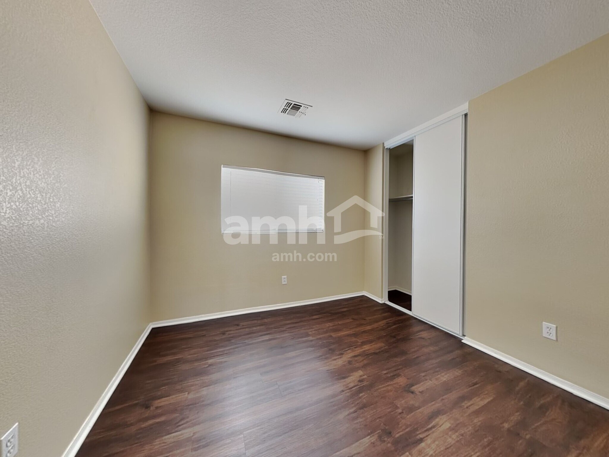 Building Photo - 5906 W Southgate Ct