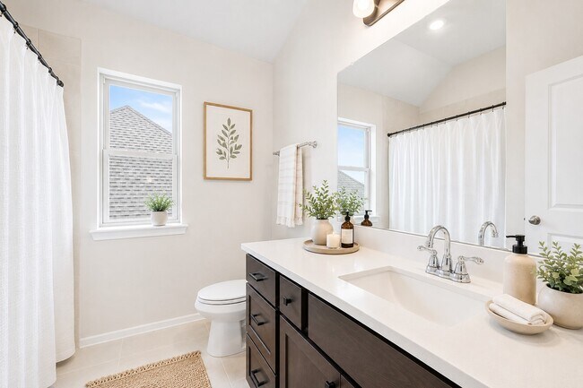Building Photo - 2406 Pear Blossom Ln