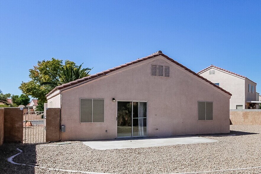 Building Photo - 676 Salt Flats Cir