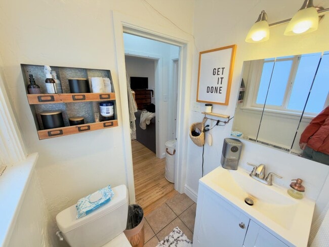 Building Photo - 184 N 200 E