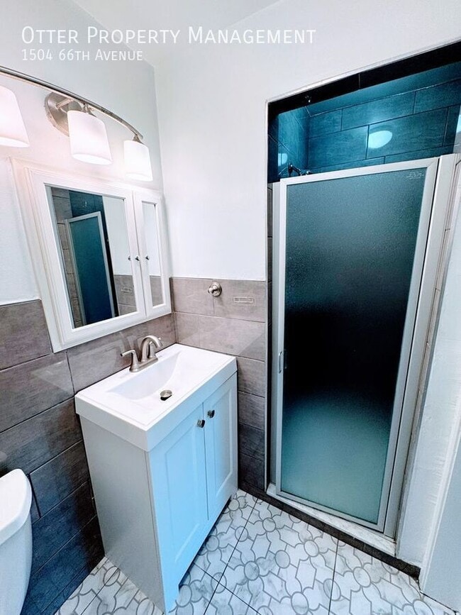 Building Photo - 1504 66th Ave