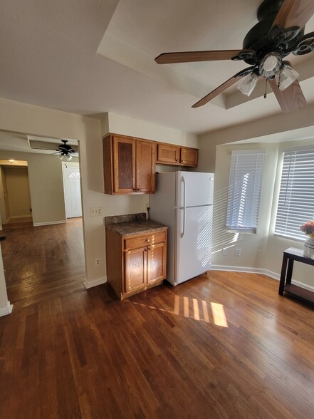 Building Photo - 504 Blue Ridge Blvd
