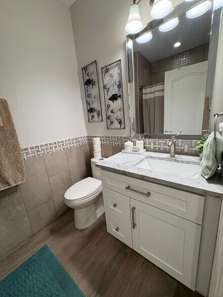 Building Photo - Make every day feel like a getaway in The Towns at Lakeside Plantation!