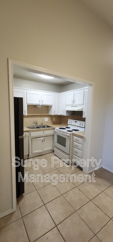 Building Photo - 9110 Lanham St