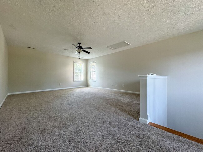 Building Photo - 2423 Kimbolton Drive