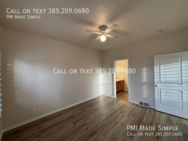 Building Photo - 14910 Treseder St