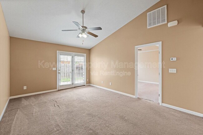 Building Photo - 208 Satomi Way