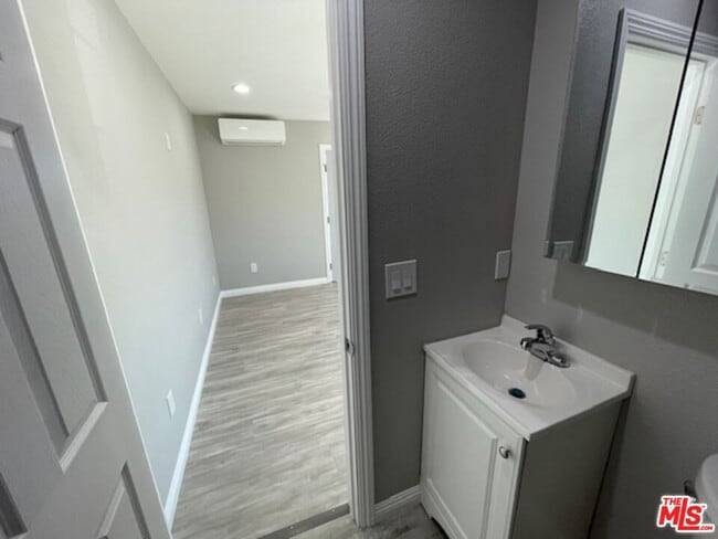 Building Photo - 2615 Elizondo Ave