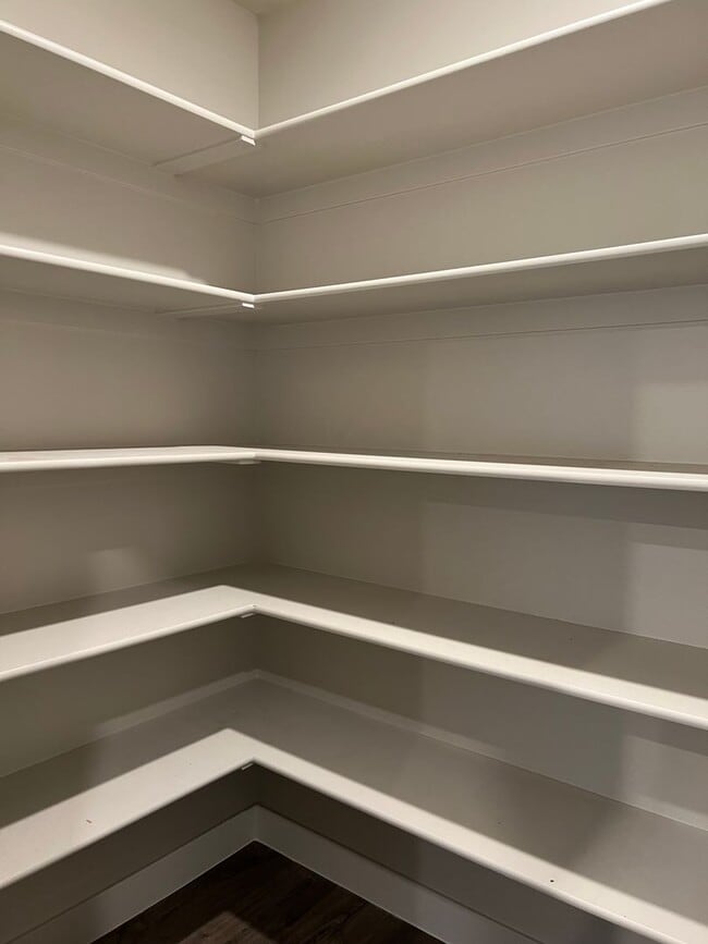 Building Photo - Available Now In Cross Hollow Hills