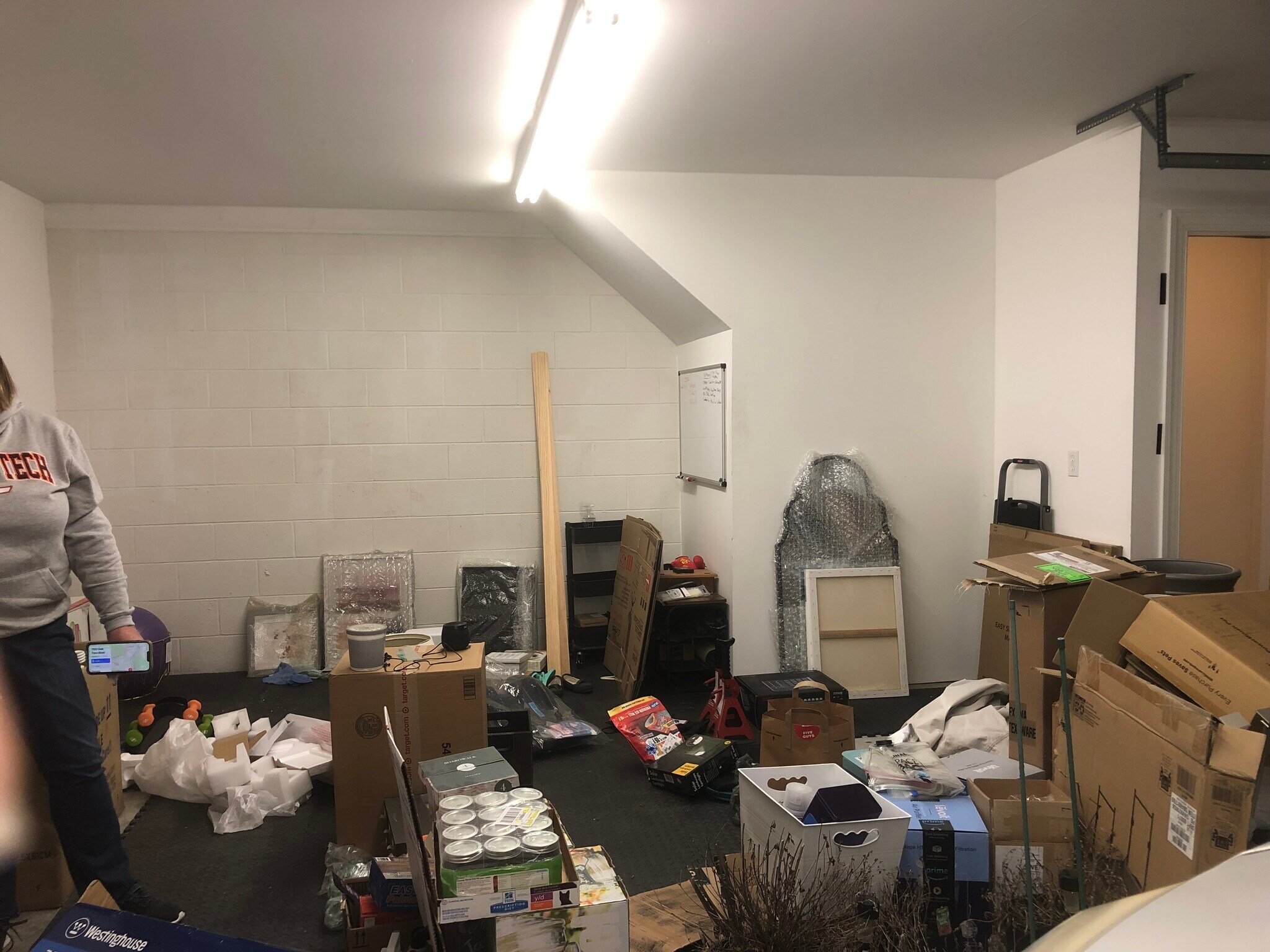Building Photo - 760 Oaktree Blvd