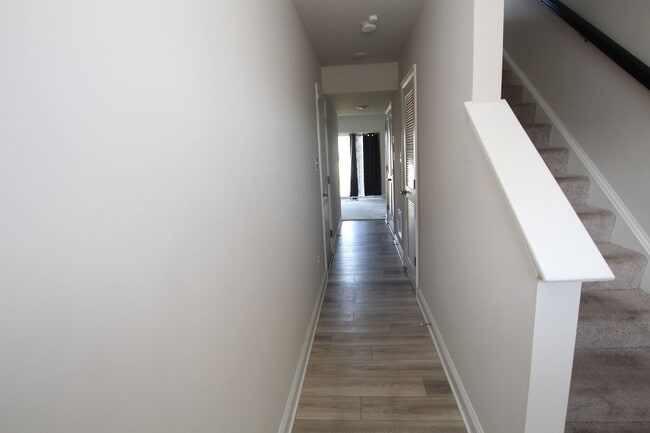 Building Photo - Plantation Lakes a golf community with numerous amenities for residents to enjoy.