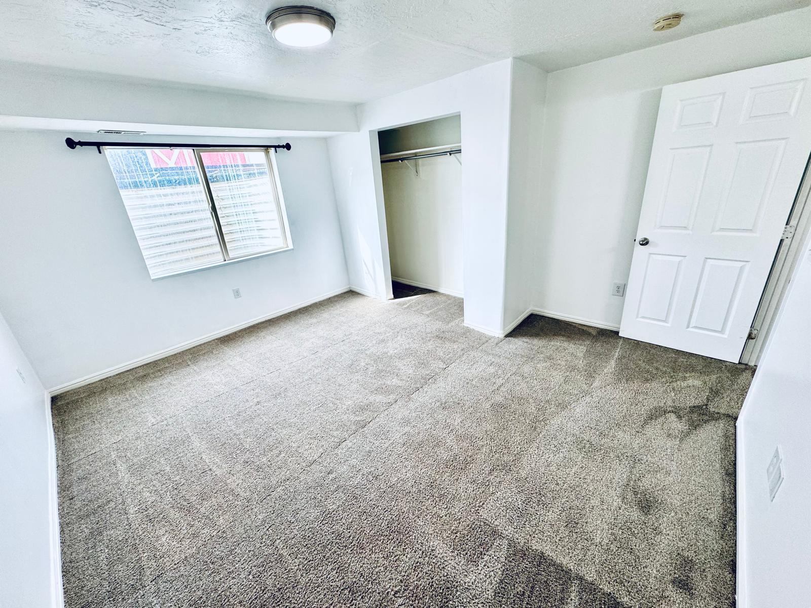 Building Photo - 1401 W 2250 S