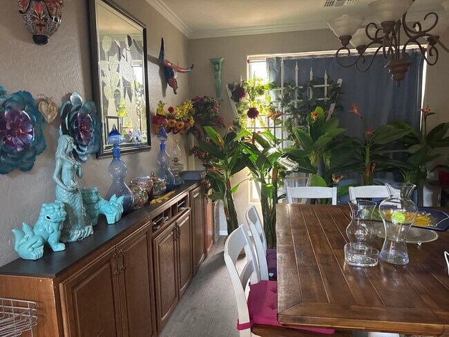 Building Photo - 2nd floor