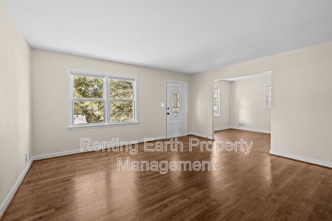 Building Photo - 1153 Linwood St