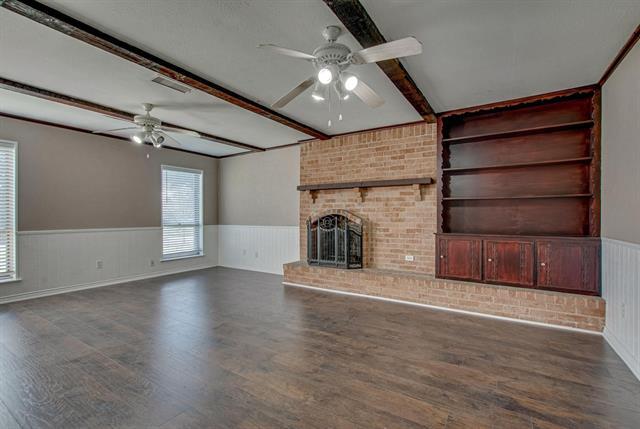 Building Photo - 3719 Crestpark Dr