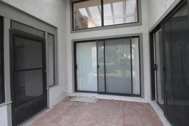 Building Photo - 3 Bedroom Townhouse in Gleneagles Community of Bluewater Bay!