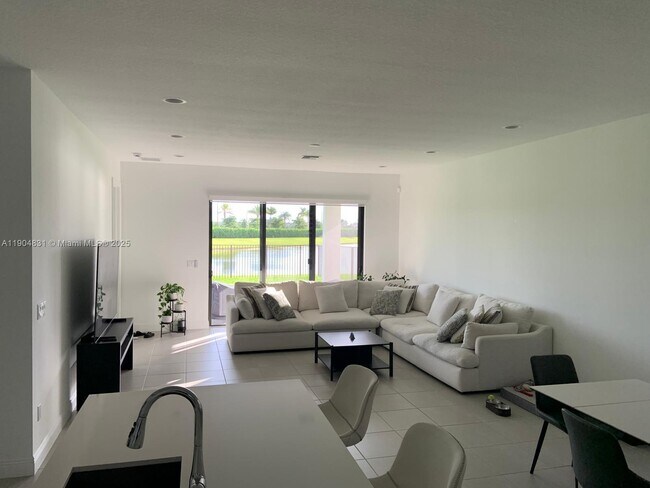 Building Photo - 16456 Sea Turtle Pl