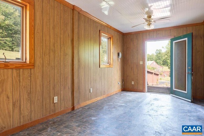 Building Photo - 4122 Green Creek Rd