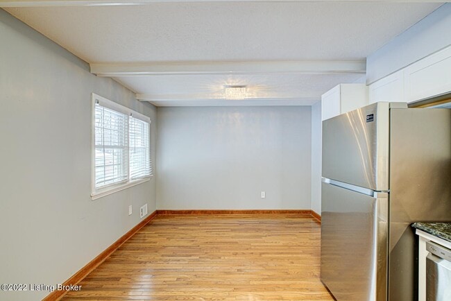 Building Photo - Dellwood Dr.