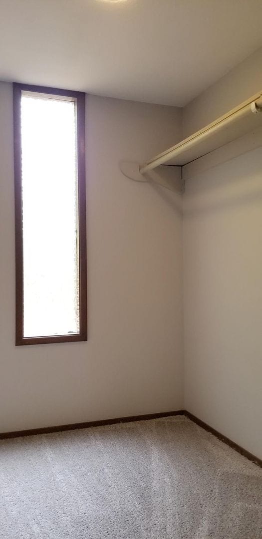 Building Photo - Hard to find 5 bedroom home in Tamoshan ne...