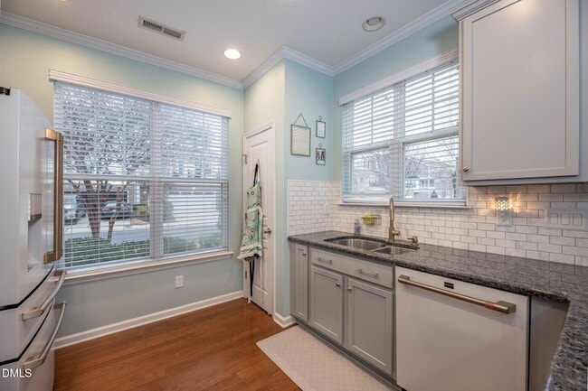 Building Photo - 9145 Wooden Rd