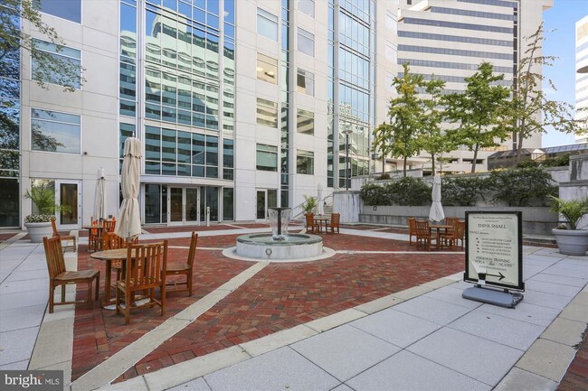 Building Photo - 6403 Tone Dr