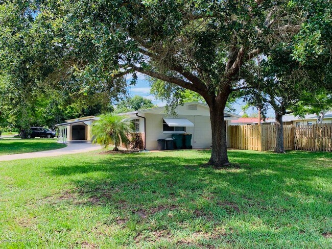 Building Photo - 530 Allen Dr