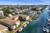 Building Photo - 1510 SE 15th St