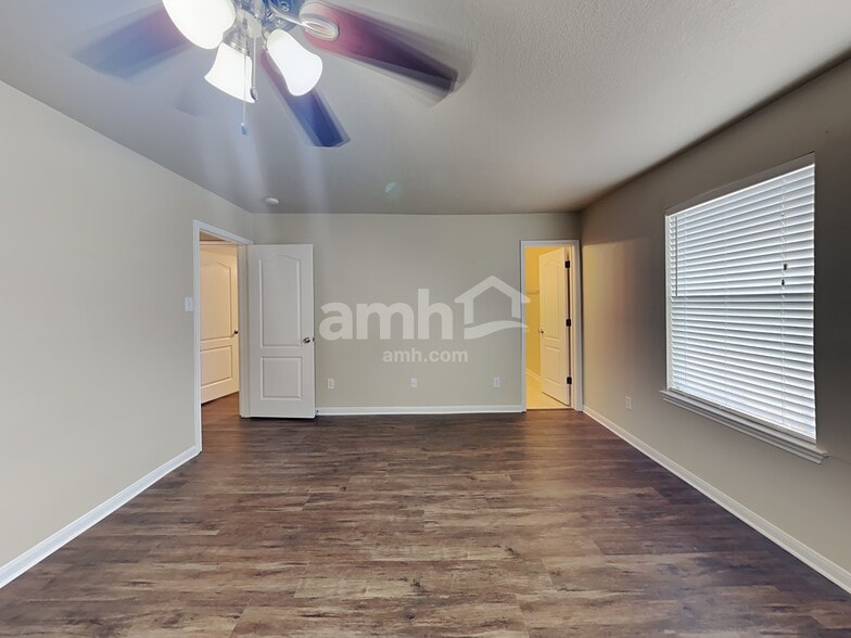 Building Photo - 3743 Jewel Point Dr