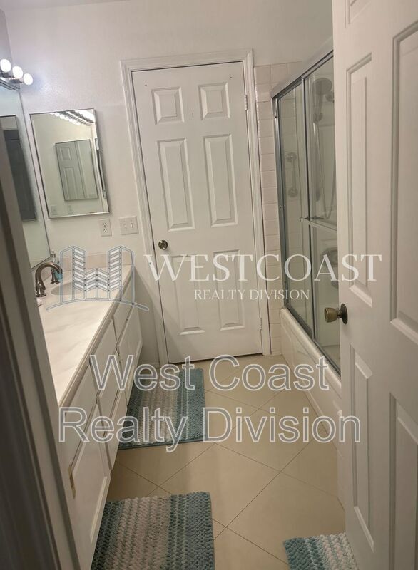 Building Photo - 281 Calle Del Verano