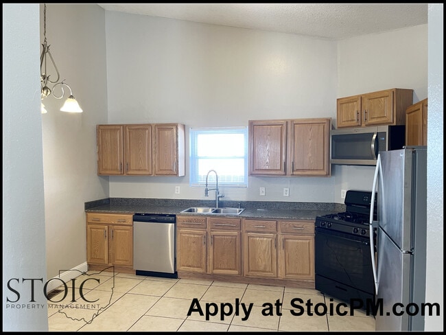 Building Photo - 1639 Butterfly Ct