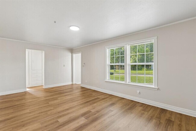 Building Photo - 2145 NW 32nd St