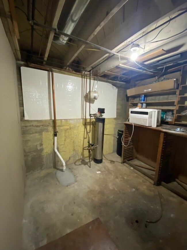 Building Photo - 1138 Avenue D