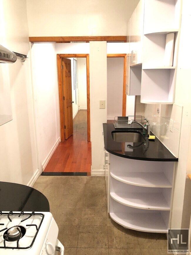 Building Photo - NASSAU AVENUE & Hausman St TRUE 1 bed