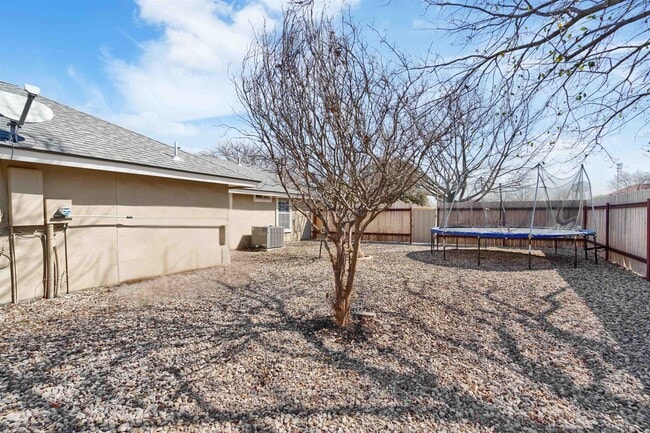 Building Photo - 308 Boulder Ridge Dr