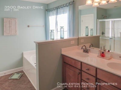 Building Photo - 3500 Bagley Dr