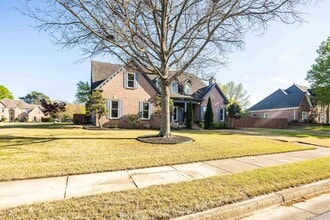 Building Photo - 979 Welbeck Cove