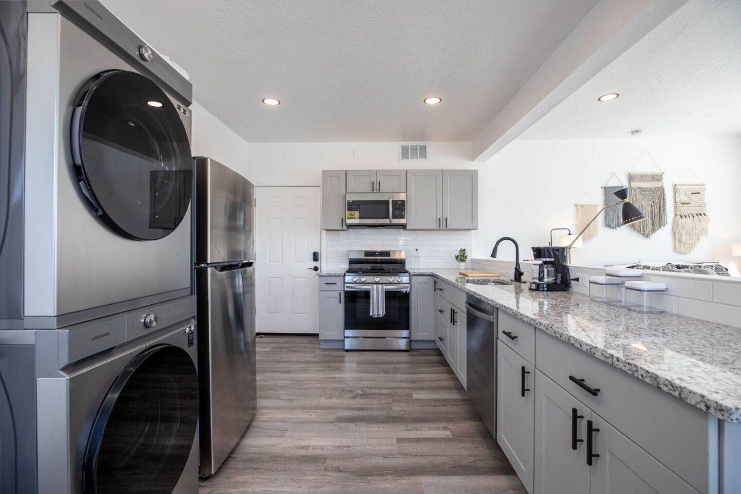 Building Photo - 677 S 700 E