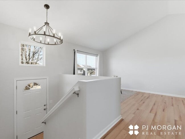 Building Photo - Relax by the fire in this beautiful rental home!