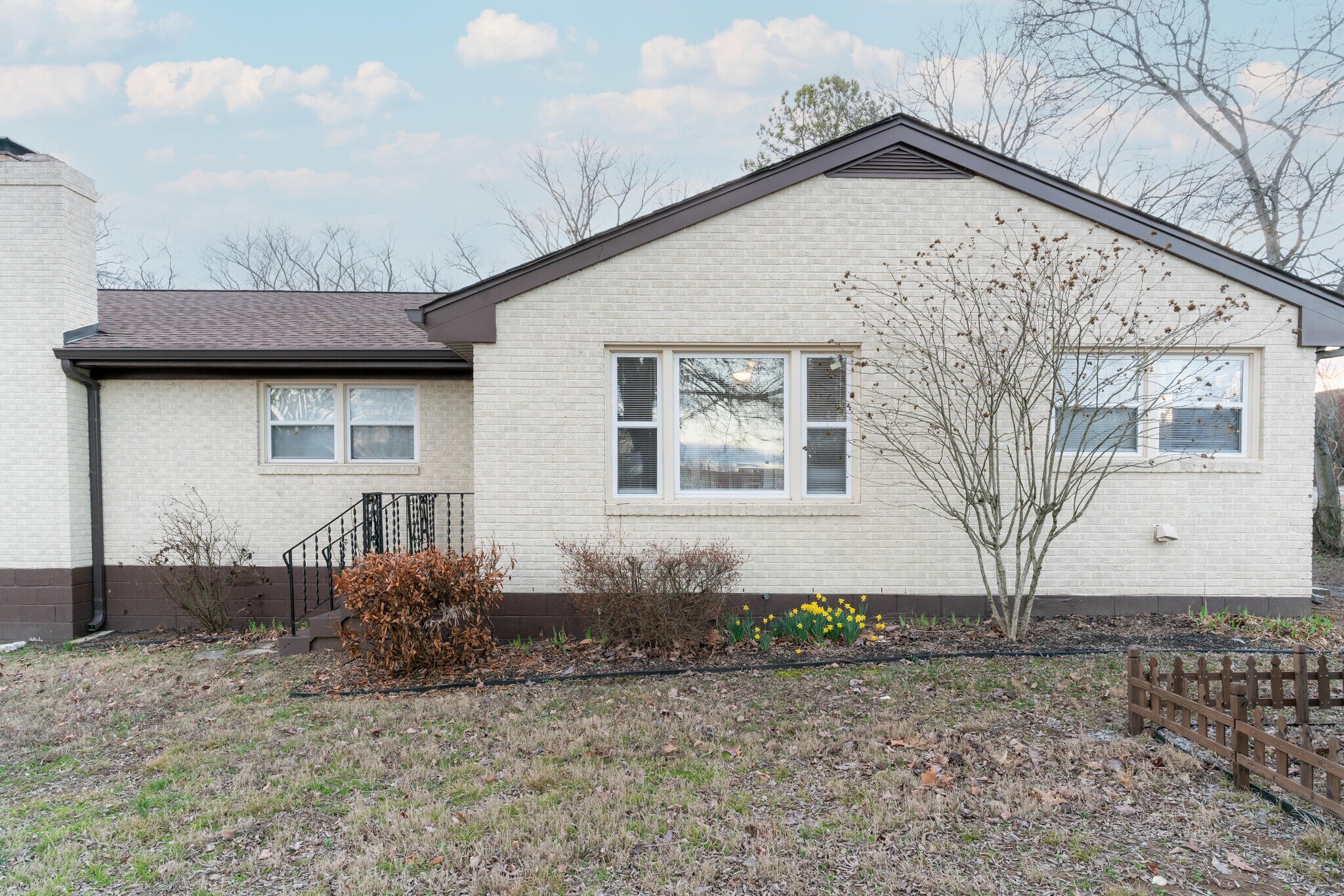 Building Photo - 118 Stewarts Ferry Pike
