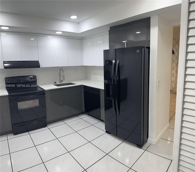 Building Photo - 40 Chestnut Cir