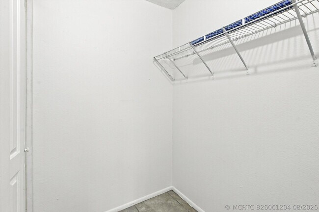 Building Photo - 10581 SW 155th Ct