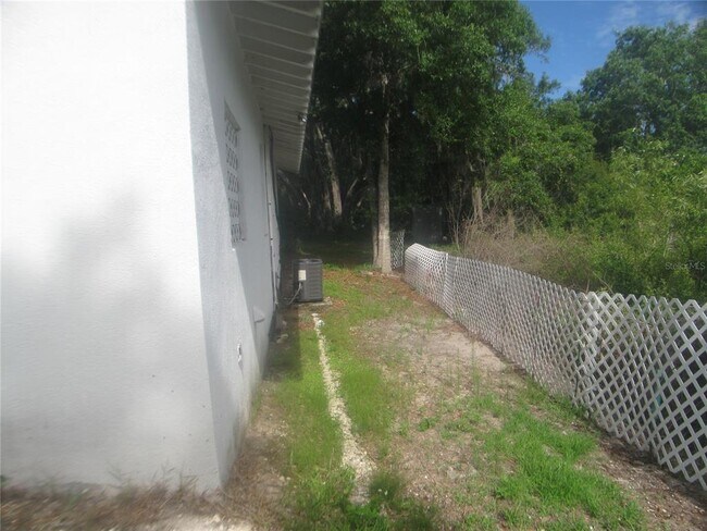 Building Photo - 4847 Eagles Nest Rd