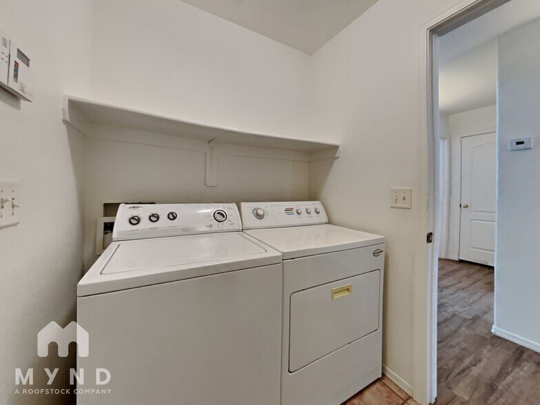 Building Photo - 2874 W Simplicity Dr