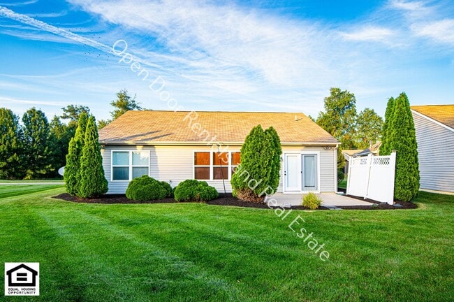 Building Photo - 12595 Shearwater Run