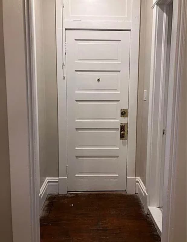 Building Photo - 146 Gooding St