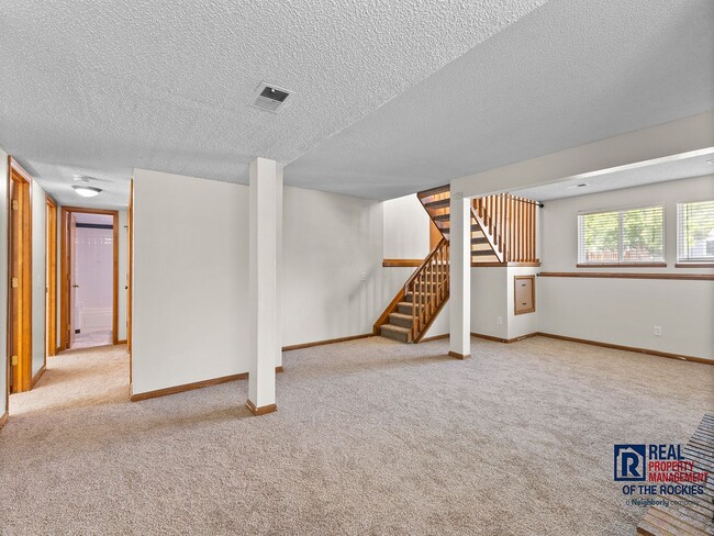 Building Photo - Newly Updated Home in Great Fort Collins L...